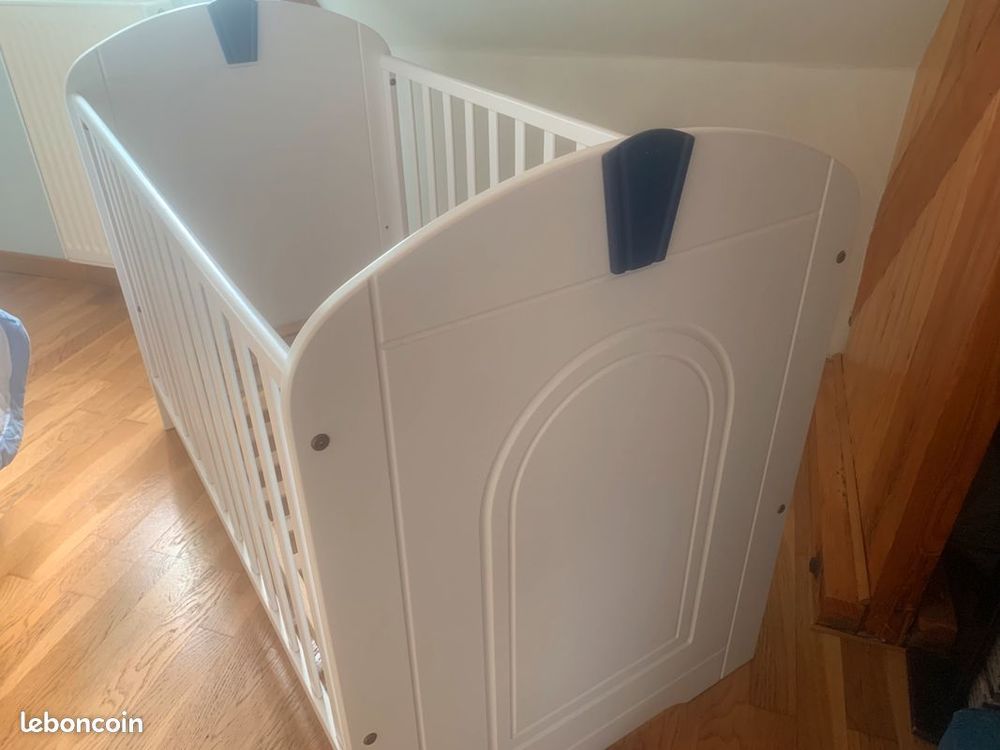 LIT BEBE bois blanc Mobilier enfants