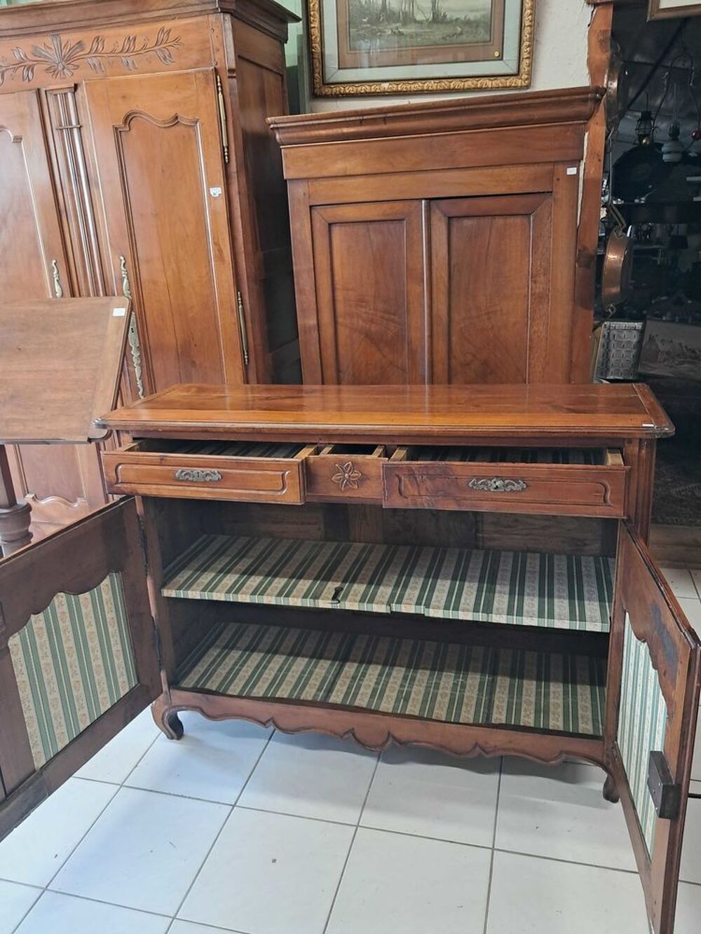 Buffet ancien en bois fruitier, merisier Meubles