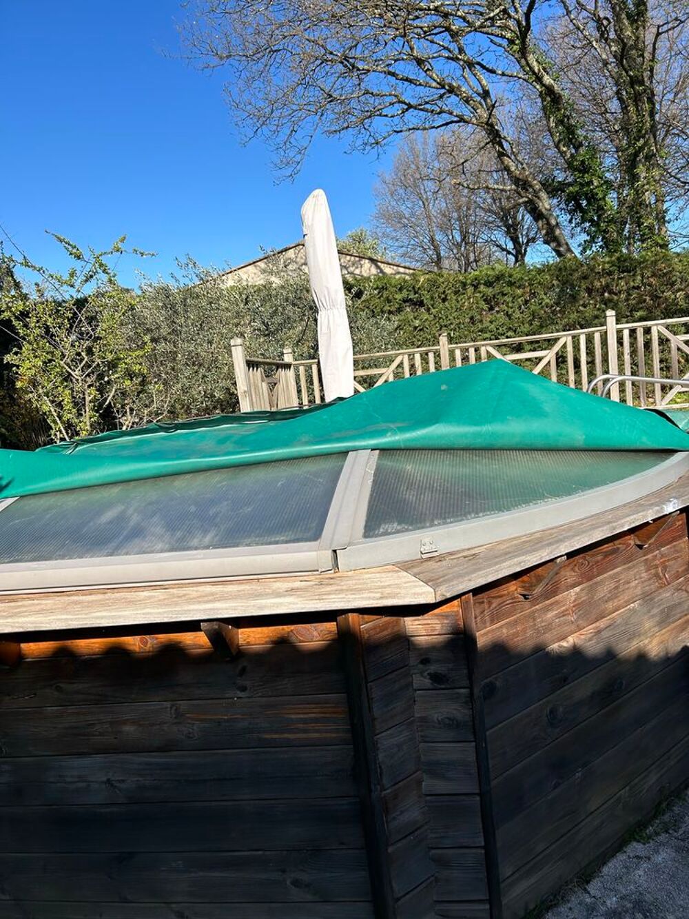 piscine en bois-hors sol avec terrasse Jardin