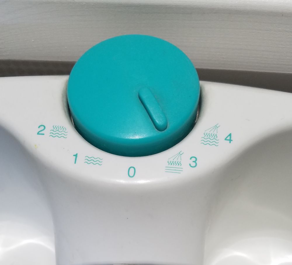 Appareil bain de pieds Electroménager
