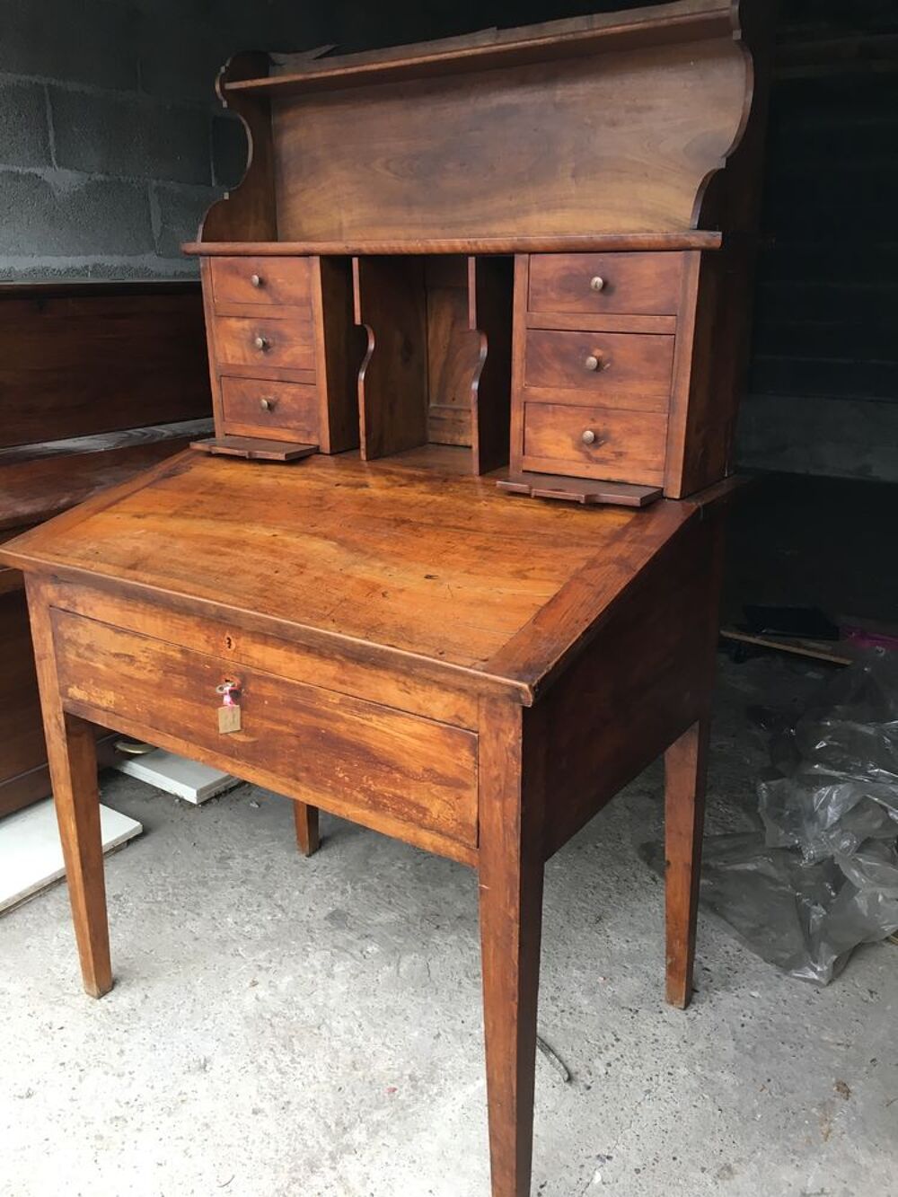 Pupitre de cur&eacute; Meubles