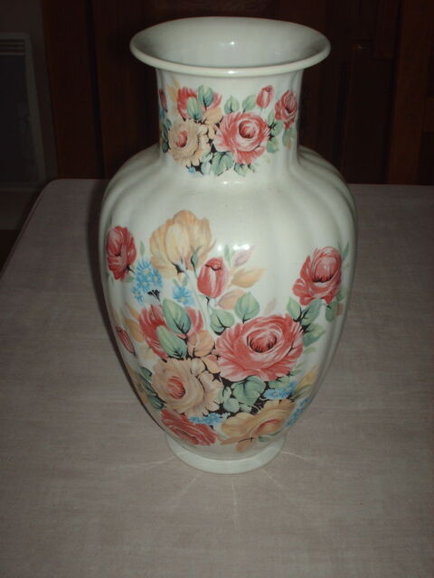 vase 5 Mont-Saint-Aignan (76)