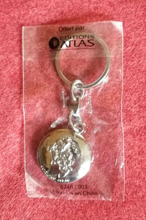 Porte-cl� Ast�rix Atlas sous cello - Gocinny - Uderzo 5 Argenteuil (95)