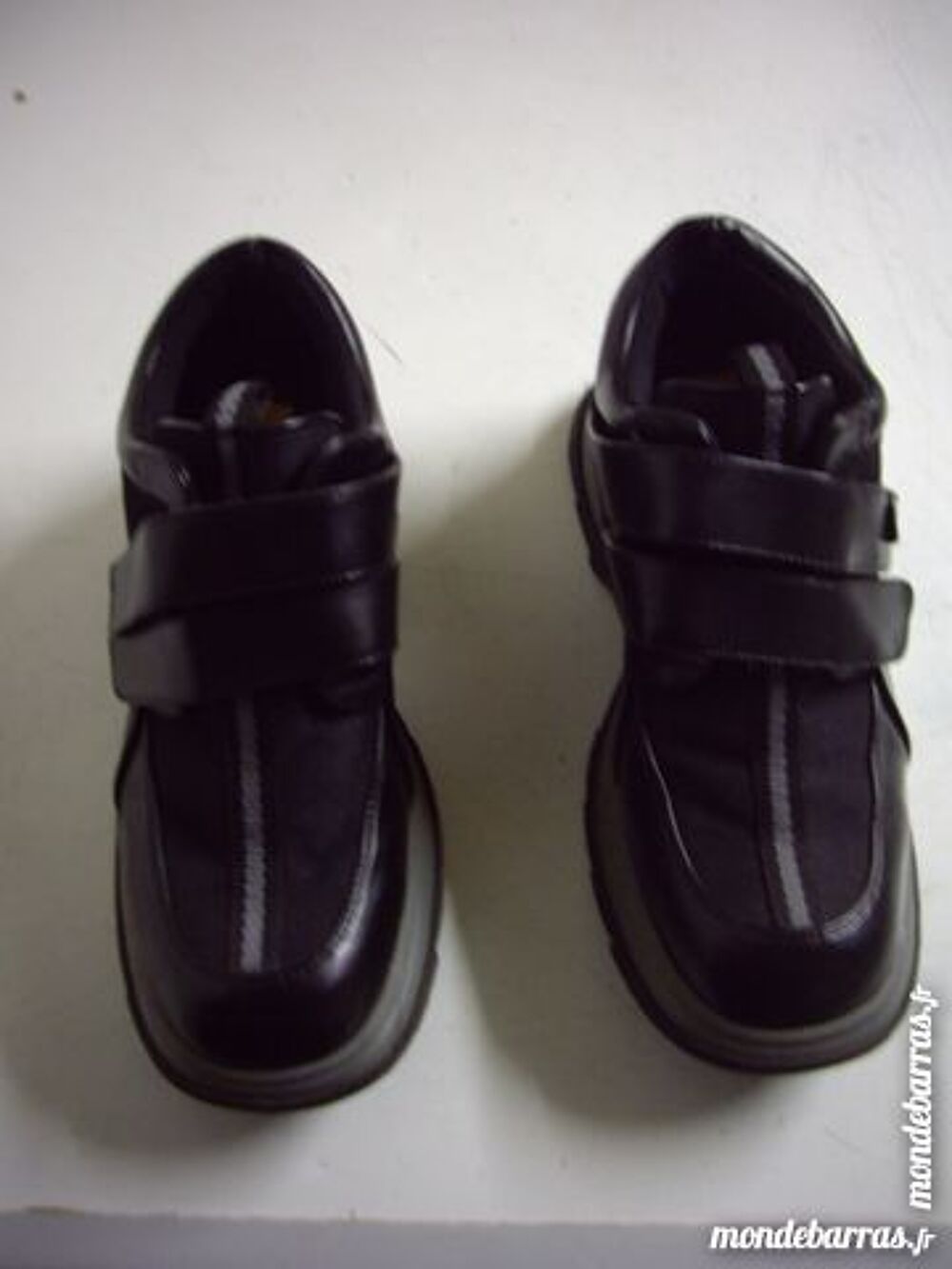 Derbys Noir &agrave; scratch pointure 39 Chaussures