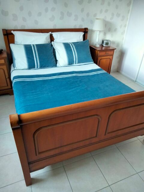 lit et chevets 100 Brignoles (83)