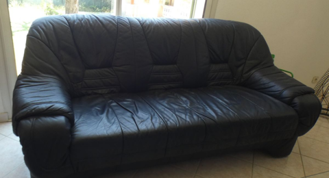 Canap� 3 places en cuir bleu marine 80 Manosque (04)