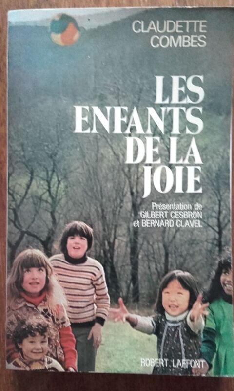Livre de Claudette COMBES 
Les enfants de la joie 1 tampes (91)