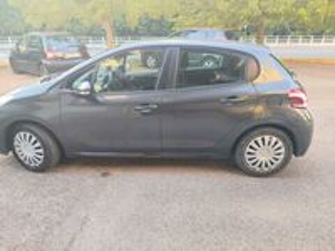 208 1.2 e-VTi 82ch BMP5 Active 2014 occasion 10000 Troyes