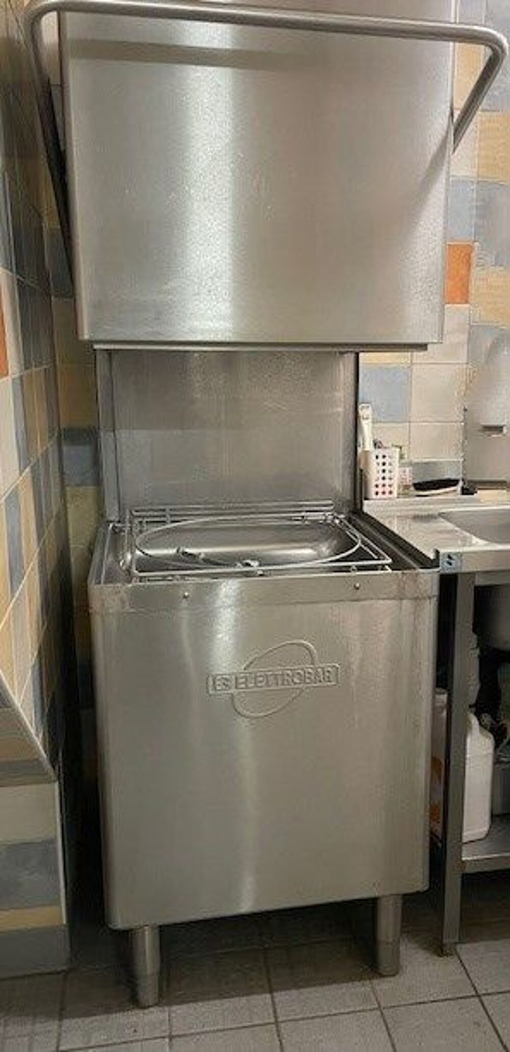 MATERIEL de CREPERIE Meubles