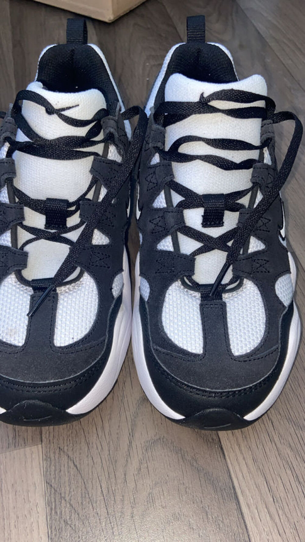 Nike tech hera Chaussures