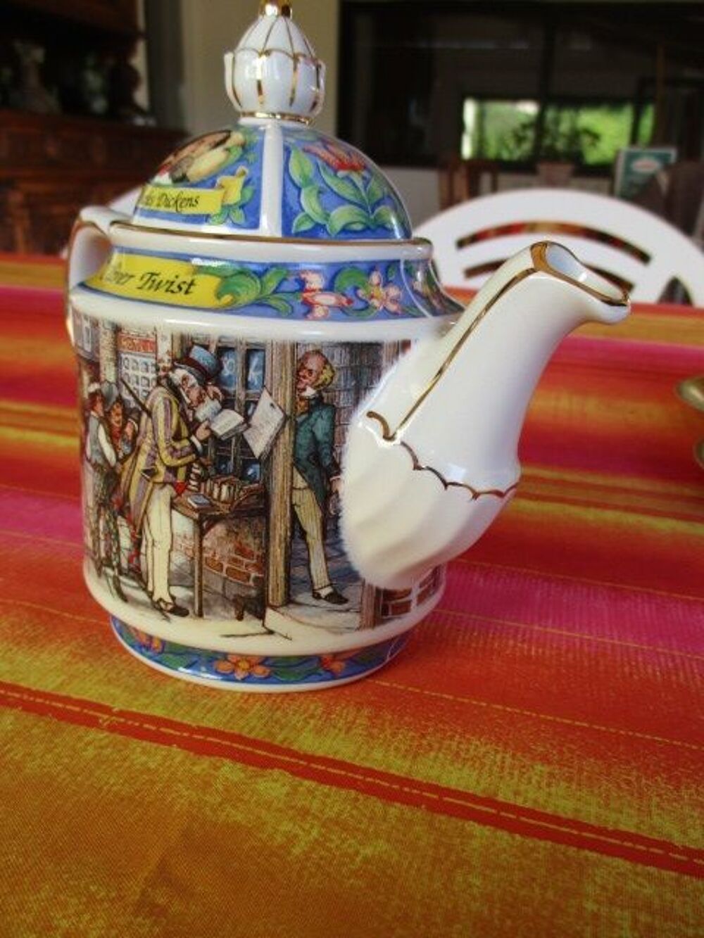 Th&eacute;i&egrave;re SADLER porcelaine Anglais Oliver Twist
