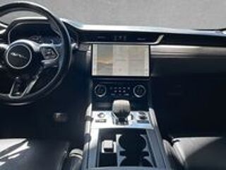 F-PACE F-Pace 2.0 - P400e PHEV AWD BVA8 R-Dynamic S 2021 occasion 69007 Lyon
