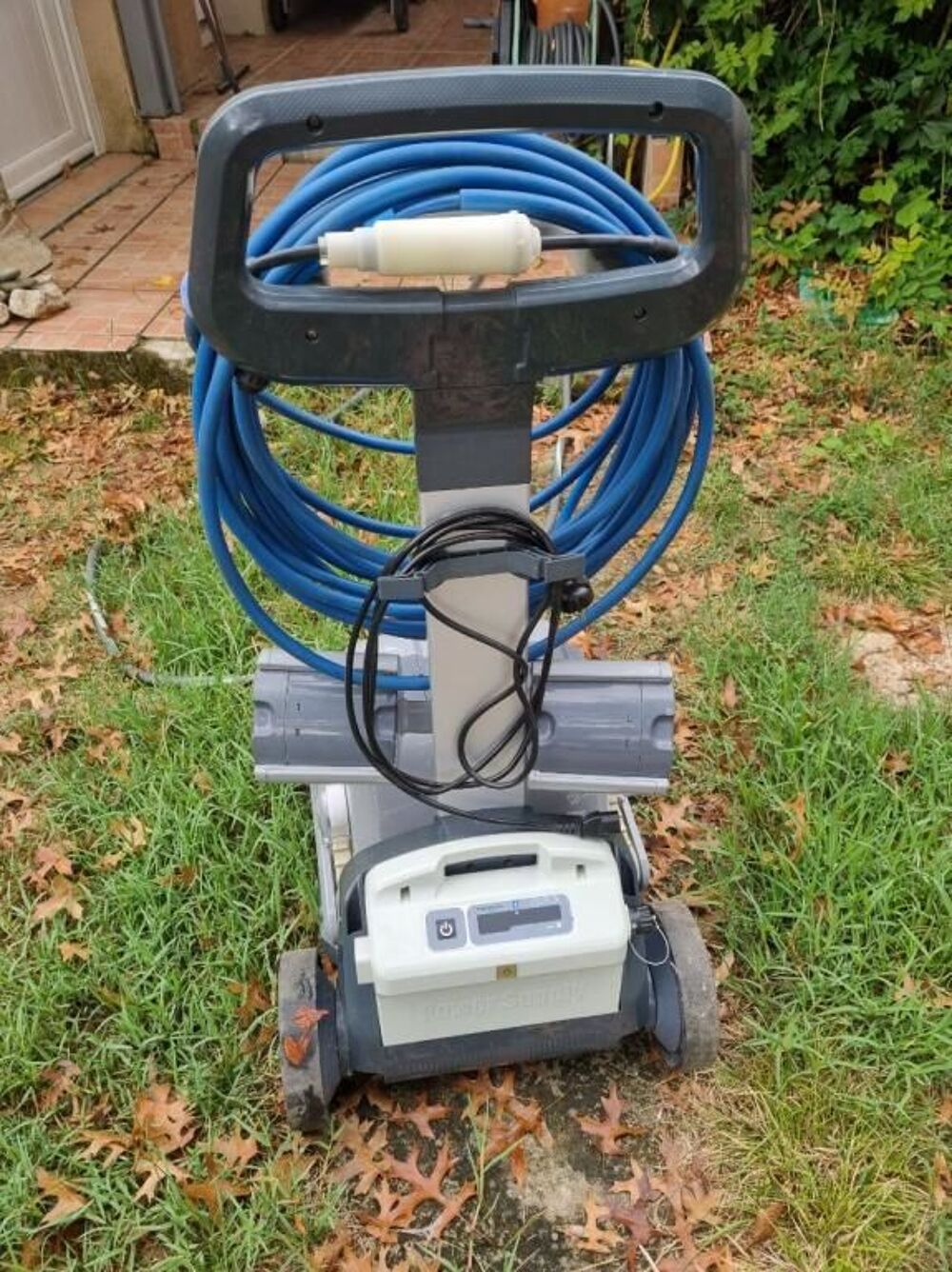 Robot piscine BOTIA 2i DOLPHIN Jardin
