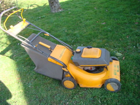 Tondeuse Bernard BM326C 4T
35 Cosne-Cours-sur-Loire (58)