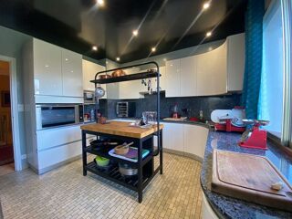  Villa à vendre 10 pièces 246 m²