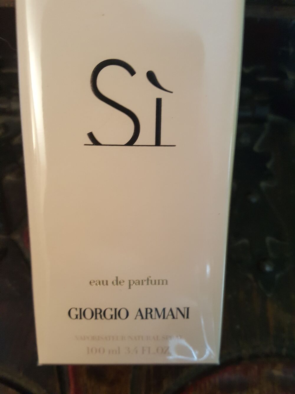 Eau de parfum &quot;SI&quot; de Georgio Armani
flacon de 100 ML
