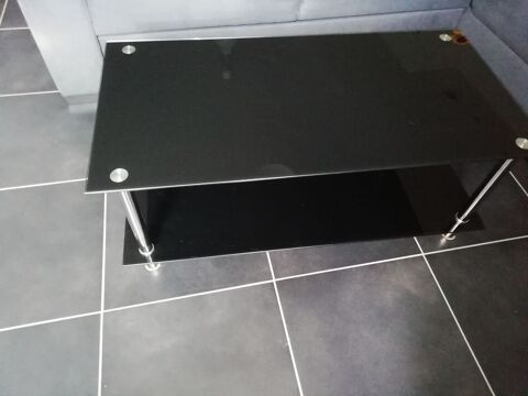 Table basse en verre noire 25 Anglet (64)