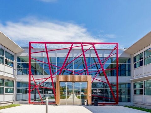 Trouvez un espace de bureau à Montbonnot Valley  pour 1 personne où tout est pris en charge 216 38330 Biviers