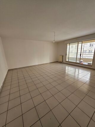  Appartement � louer 3 pi�ces 79 m�