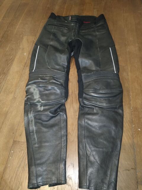 Pantalon moto cuir taille M 61 Brillon-en-Barrois (55)