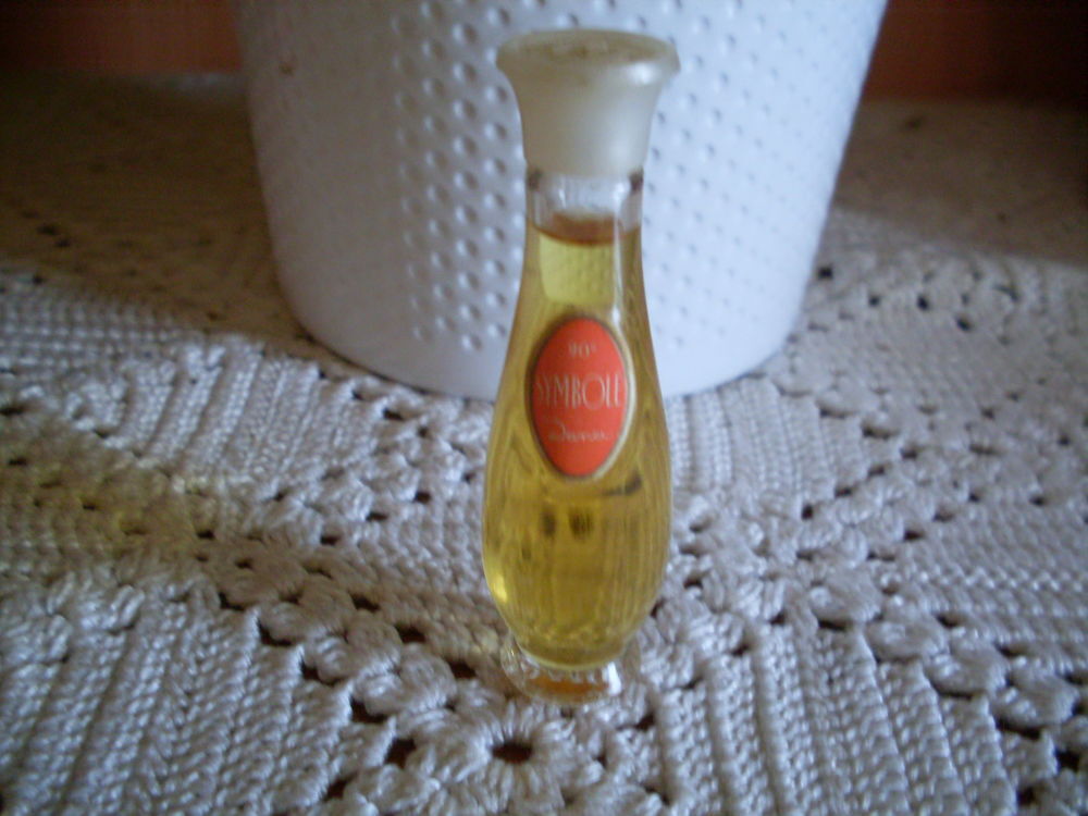 MINIATURE DE PARFUM 