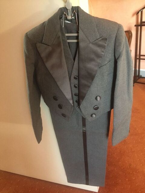 costume communion 3 pi�ces 30 Savigny-sur-Orge (91)