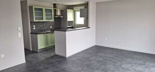  Appartement à louer 3 pièces 71 m²