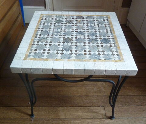 Table de salon - bout de canap Charleville-Mzires (08)