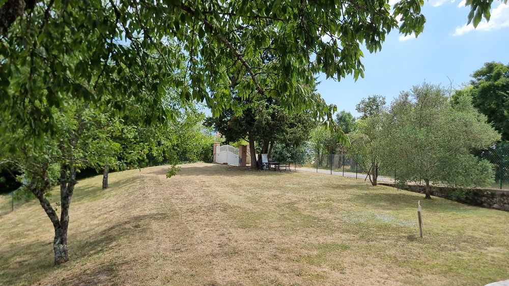 Vente Terrain Terrain 1813 m2 sur Puylaurens.Constr/Via. 89000£ Puylaurens