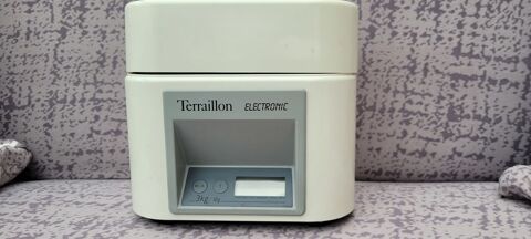 BALANCE AUTOMATIQUE DE MARQUE TERRAILLON VINTAGE
KG - GRAMME Saclay (91)