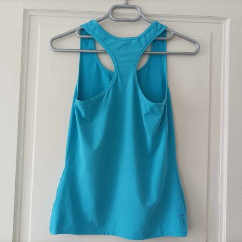 Haut pour Yoga Marque Domyos . Parfait tat 8 Troyes (10)