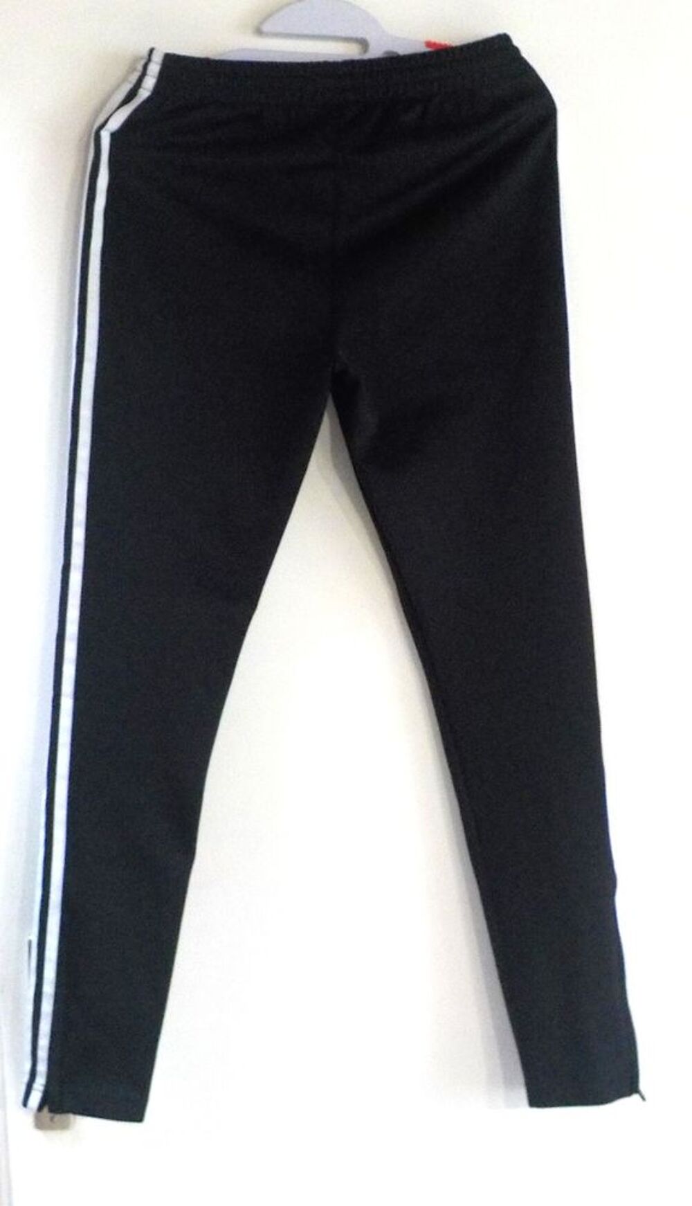 PANTALON DE JOGGING ADIDAS NOIR BANDES BLANCHES T34 Vêtements