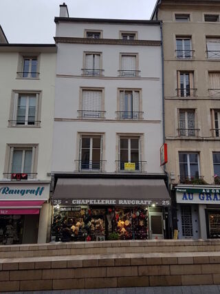  Appartement à louer 1 pièce 25 m²