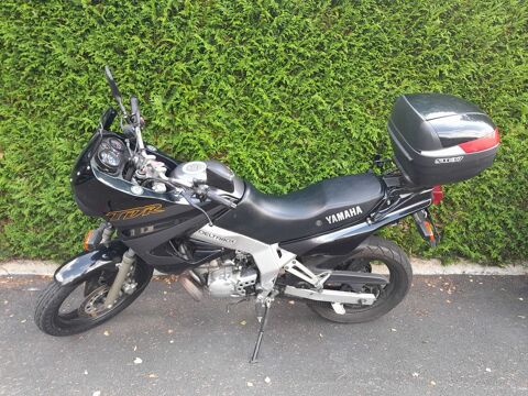 Moto YAMAHA 2002 occasion Oyr&eacute; 86220