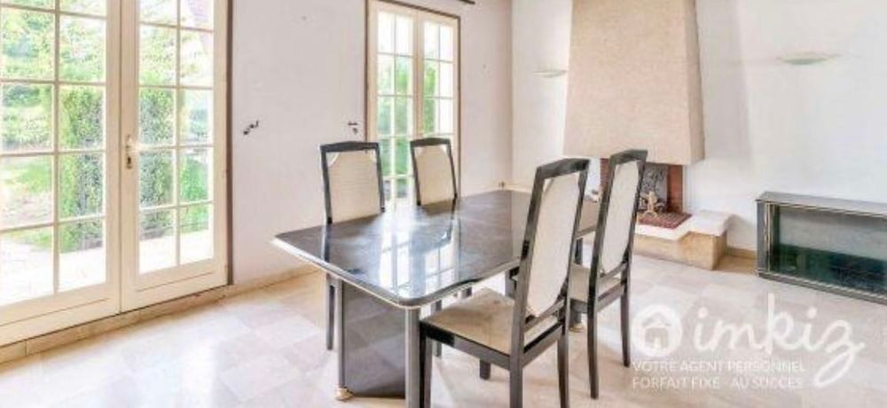 magnifique table &agrave; manger et chaises N&eacute;gociable Meubles