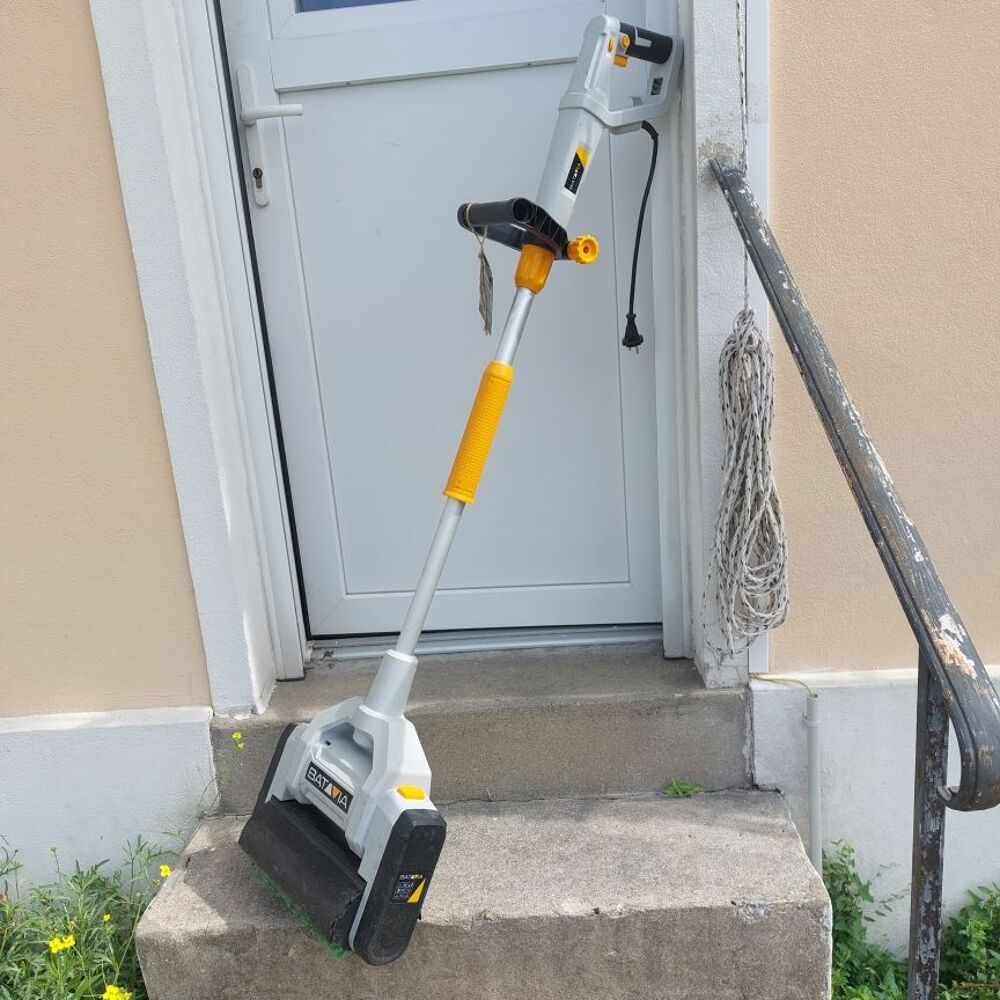 Brush for garden = Batavia Maxx brush Jardin