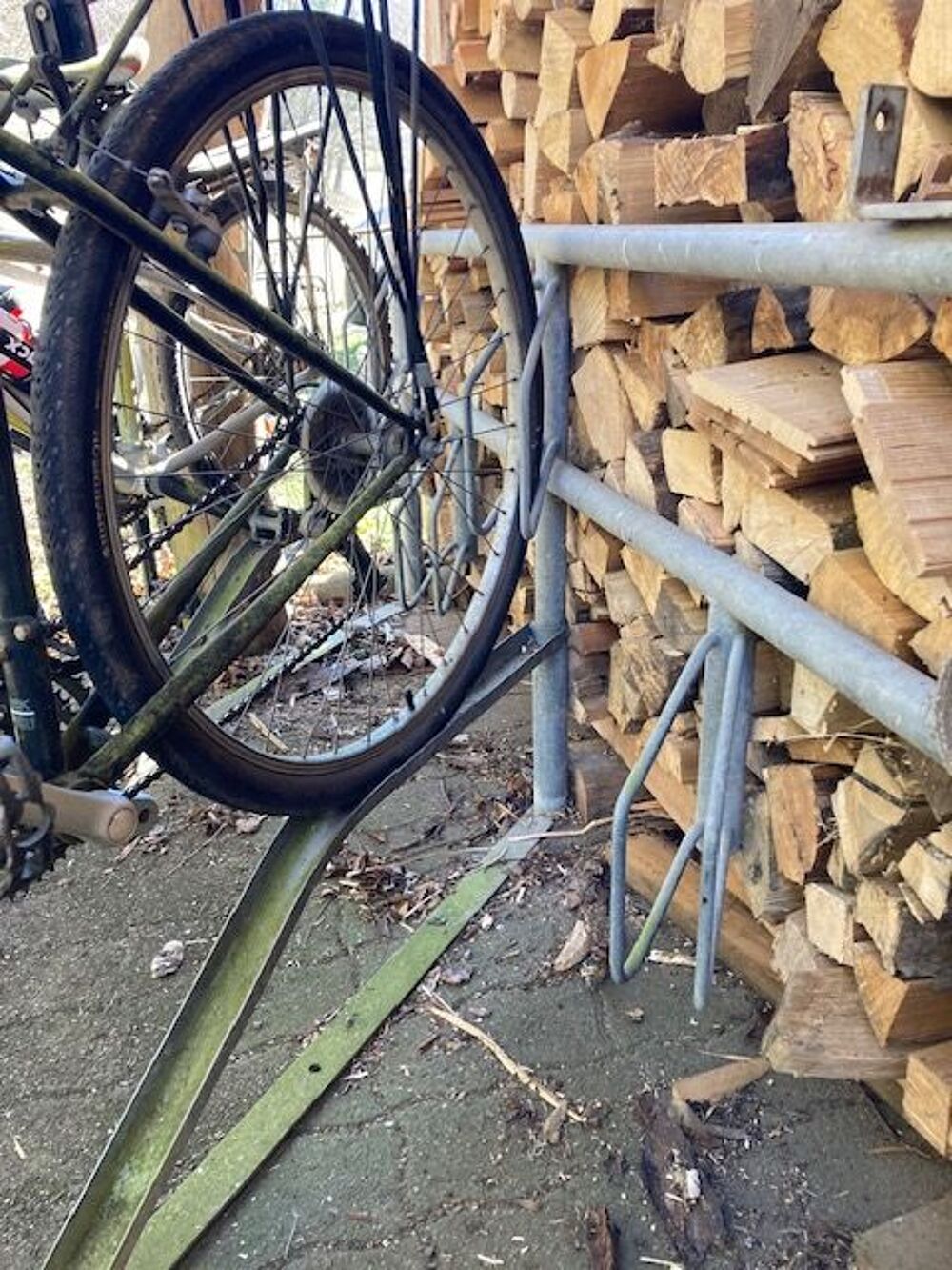 Range v&eacute;lo ext&eacute;rieur Vélos