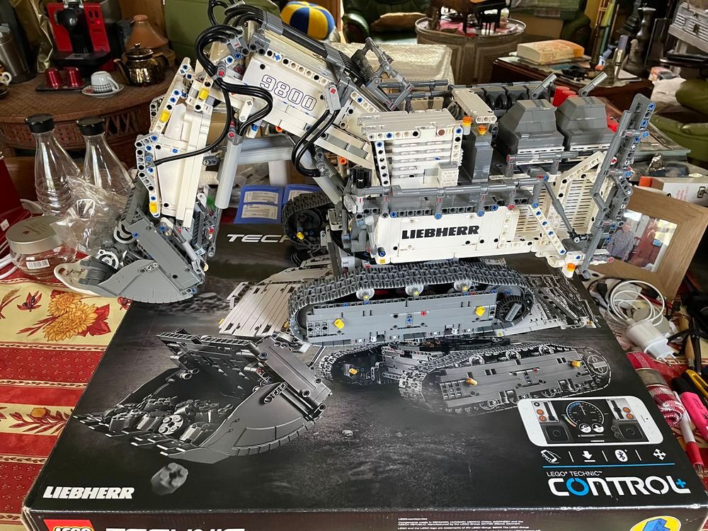 Lego Technic Pelleteuse 42100 Liebherr Jeux / jouets