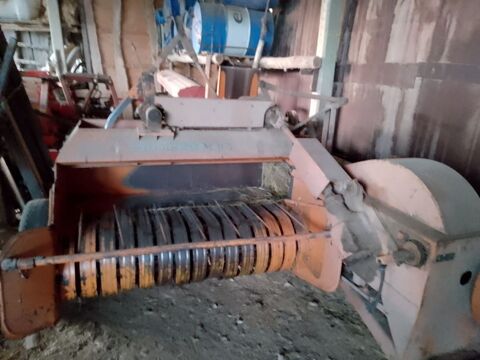 Mat&eacute;riel Agricole / Viticole Mat&eacute;riel Agricole / Viticole 1960 occasion Gri&egrave;ges 01290