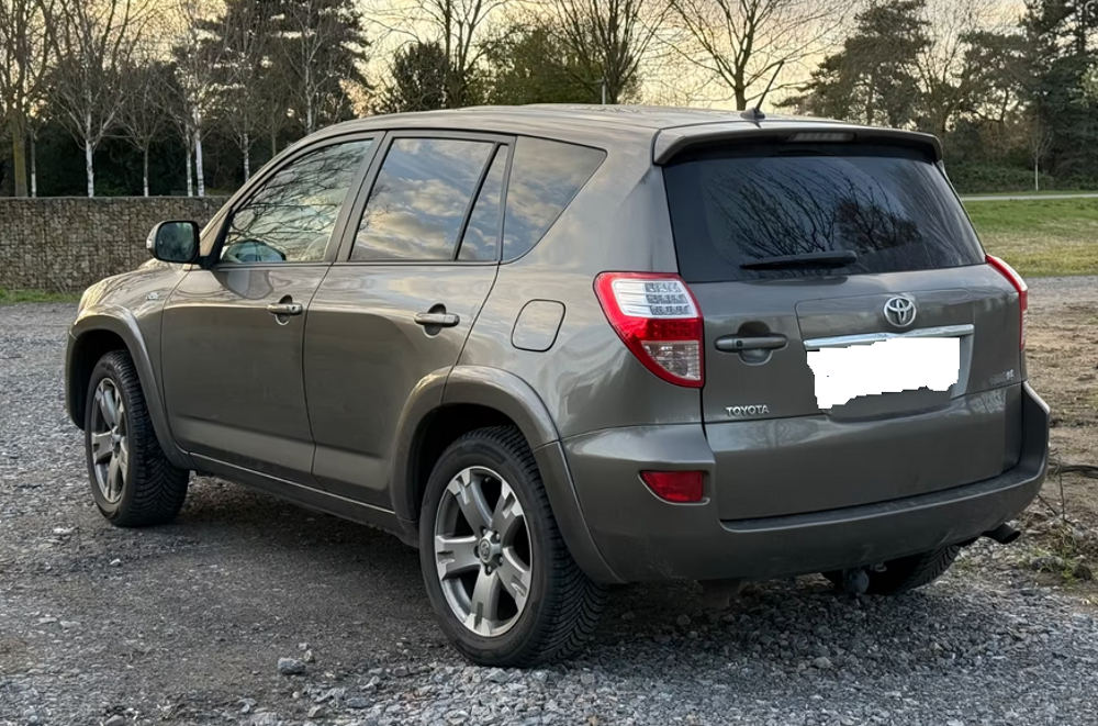 RAV 4 RAV4 150 D-CAT 4WD FAP Life Edition A 2010 occasion 14000 Caen
