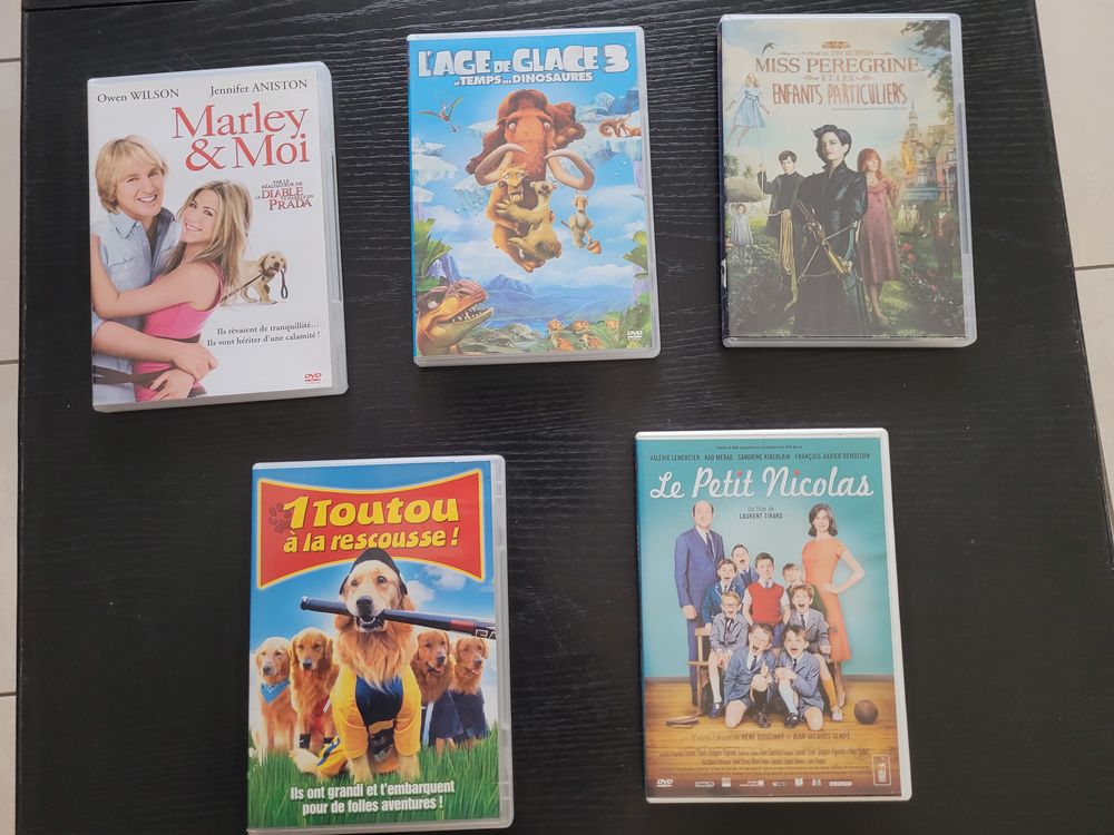 Lot de 5 DVD originaux- Films famille, com&eacute;die et animation DVD et blu-ray