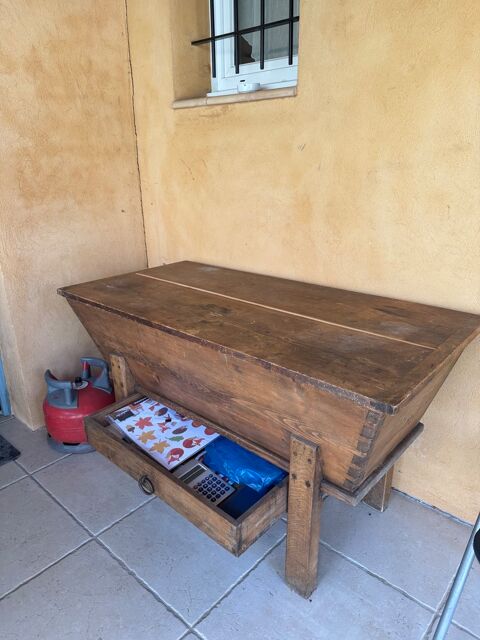 Petrin en bois avec tiroir de rangement 100 Salernes (83)