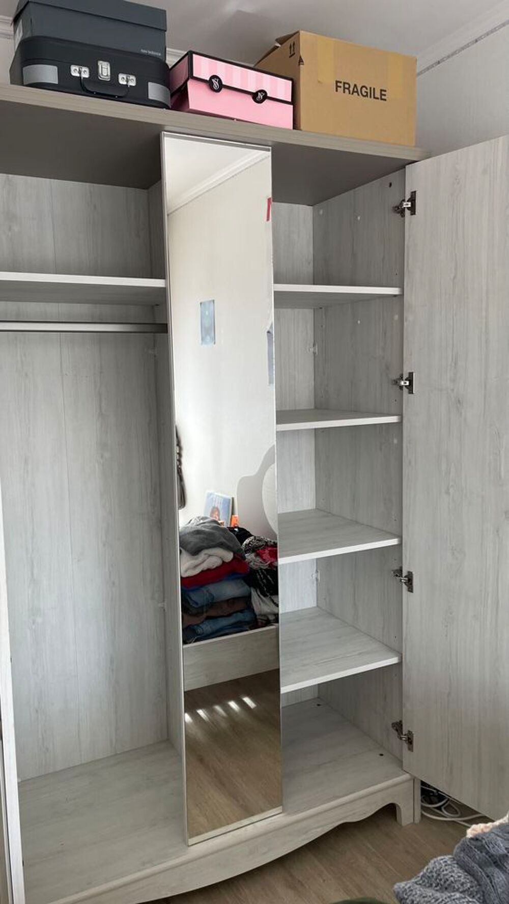 Lit + Armoire Gautier Meubles