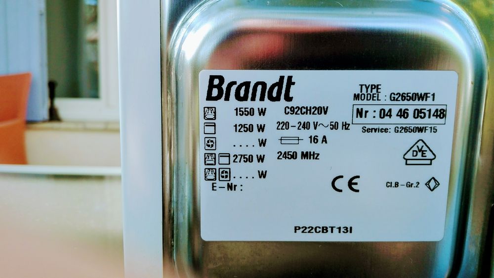 Four micro-ondes multifonction Brandt Electroménager