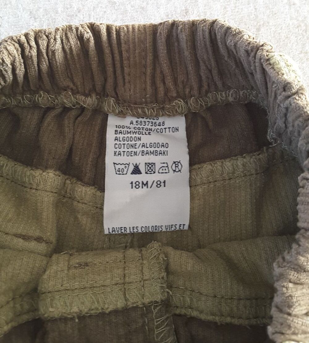Pantalon vert kaki en velours c&ocirc;tel&eacute; ?18 mois Vêtements enfants