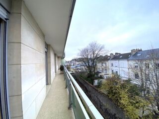  Appartement  vendre 4 pices 83 m