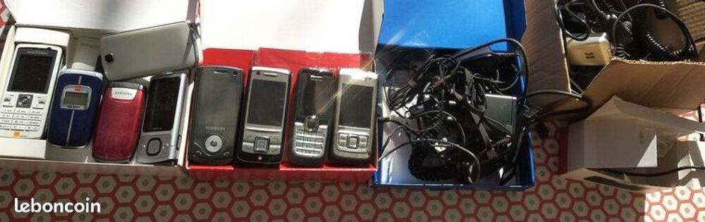 T&eacute;l&eacute;phones Portables Vintage Nokia Samsung Sony Tlphones et tablettes