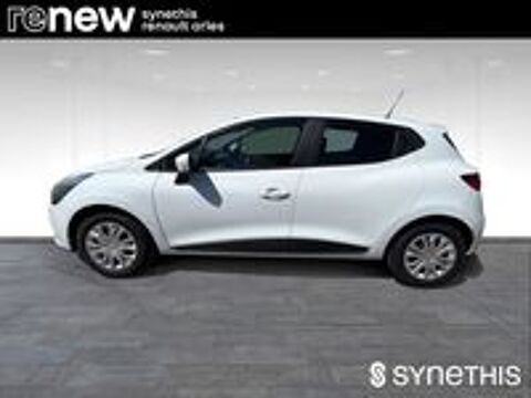 Clio IV CLIO SOCIETE DCI 90 ENERGY ECO2 82G AIR MEDIANAV 2018 occasion 13200 Arles