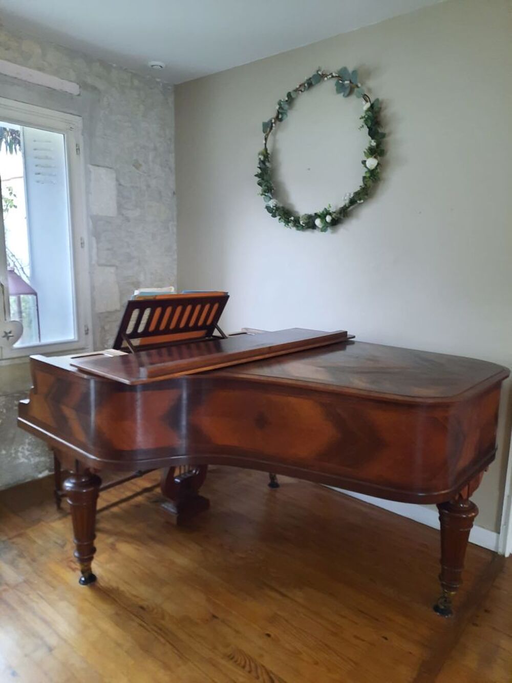 piano &agrave; queue cause d&eacute;m&eacute;nagement Instruments de musique