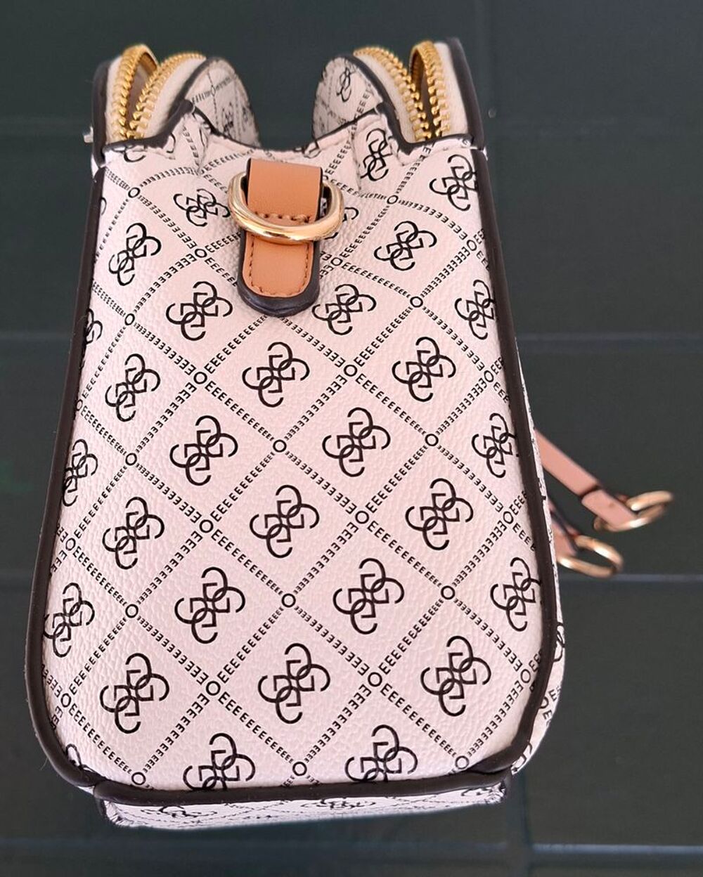 Sac &agrave; bandouli&egrave;re Maroquinerie
